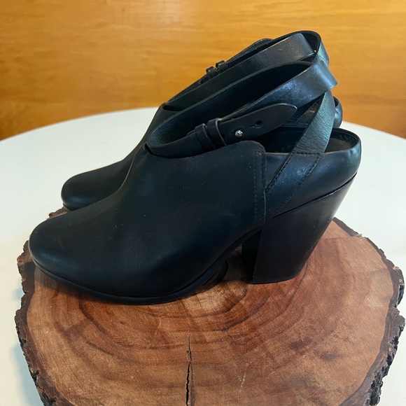 Rag and Bone Kenny Leather Ankle Strap Clog - Picture 7 of 8